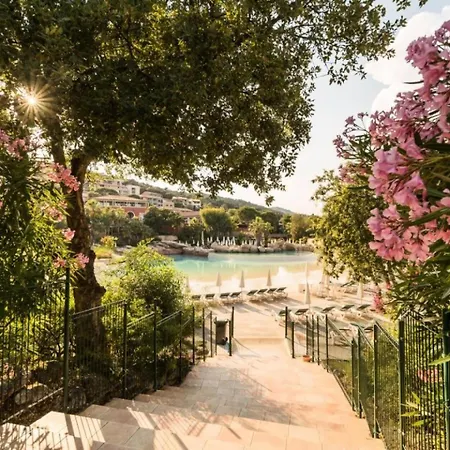 Aux Restanques Du Golfe De St Tropez - Maeva - Belle Vue A 180° Pour 5 Personnes - Selection Mae-5607